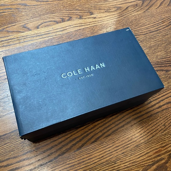 Cole Haan | Cap Toe Derby | 9M | Like New - Picture 2 of 10